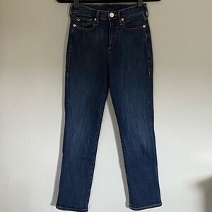 TRUE RELIGION “CORA straight crop” dark wash blue jean, size junior 25. EUC